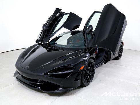 New 2025 McLaren 750S image 5