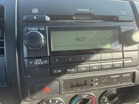 Used 2012 Toyota Tacoma 2WD Regular Cab image 9