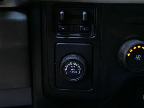 Used 2023 Ford F350 XL RWD image 18