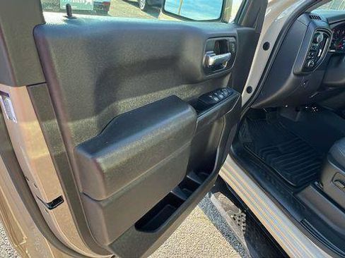 Used 2022 Chevrolet Silverado 1500 Custom Trail Boss image 11