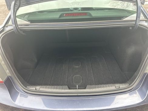 Used 2014 Chevrolet Cruze LT image 26