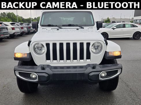 Used 2021 Jeep Wrangler Unlimited Sahara AWD/4WD image 2