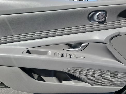 Certified 2025 Hyundai Elantra Sport FWD image 20