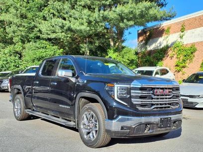 New 2025 GMC Sierra 1500 SLT w/ SLT Premium Package