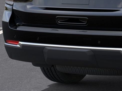 New 2026 Chevrolet Suburban LS w/ Max Trailering Package AWD/4WD image 15