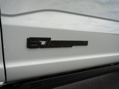 Used 2026 Ford F450 Lariat AWD/4WD image 14