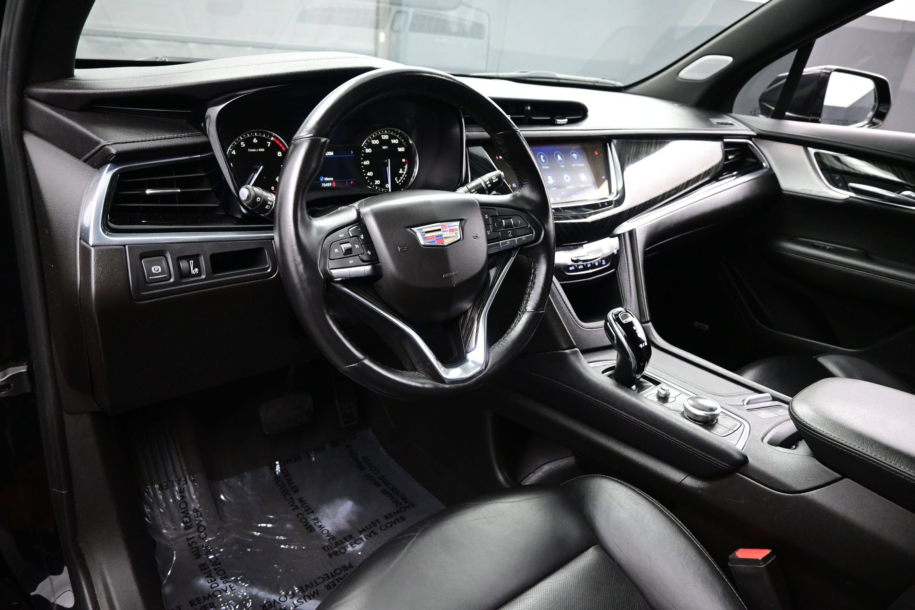Used 2023 Cadillac XT6 Premium Luxury FWD image 12