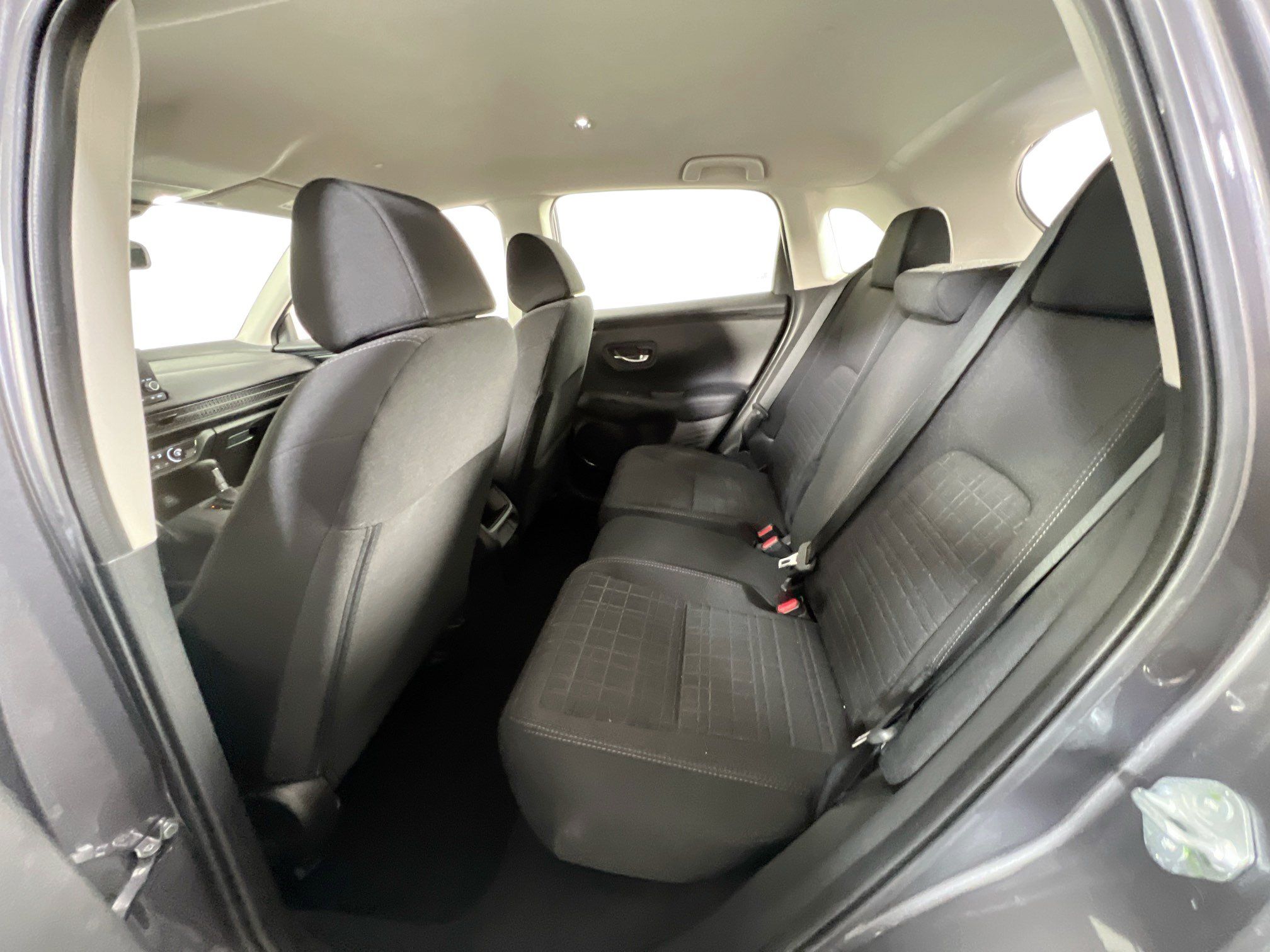 Used 2025 Honda HR-V LX image 22