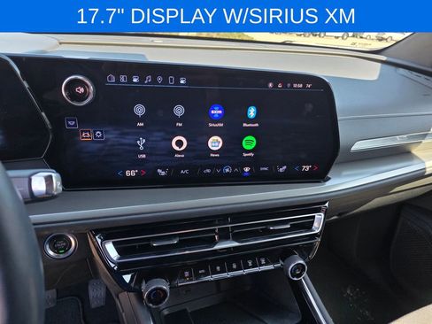 Certified 2024 Chevrolet Traverse LT image 16