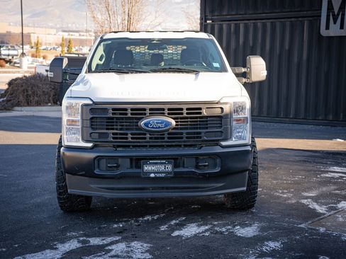 Used 2023 Ford F350 XL AWD/4WD image 2