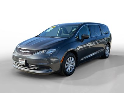 Used 2018 Chrysler Pacifica L