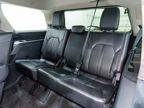 Used 2020 Ford Expedition Platinum image 36