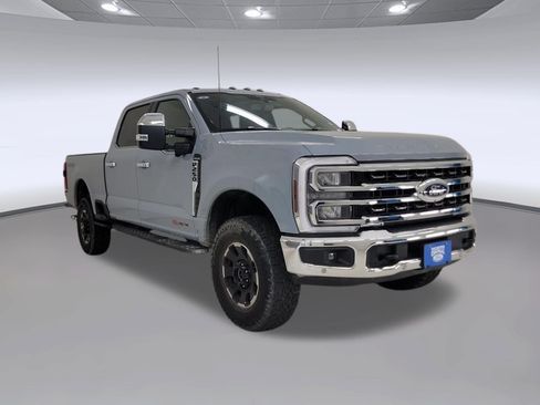 Used 2026 Ford F250 King Ranch w/ Tremor Off-Road Package AWD/4WD image 5