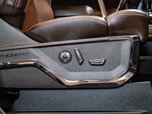 Used 2026 Ford F250 King Ranch w/ Chrome Package image 27