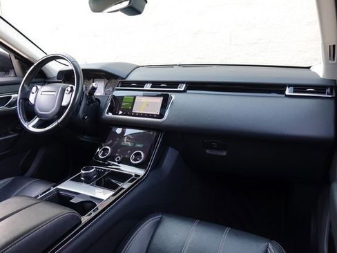 Used 2019 Land Rover Range Rover Velar S image 12