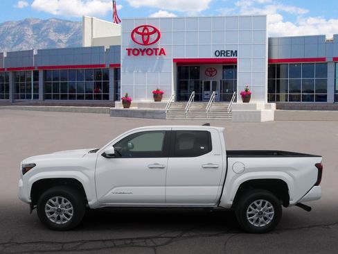 New 2026 Toyota Tacoma SR5 w/ SR5 Upgrade Package image 3
