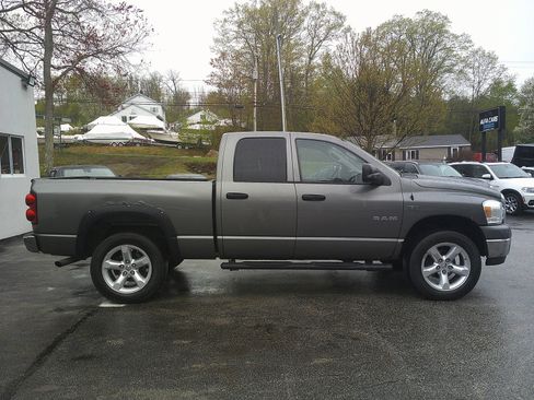 Used 2008 Dodge Ram 1500 Truck SLT w/ Trailer Tow Group AWD/4WD image 4