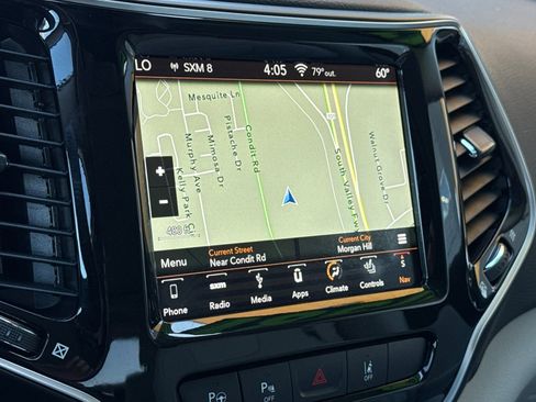 Used 2019 Jeep Cherokee Limited w/ Luxury Group AWD/4WD image 22