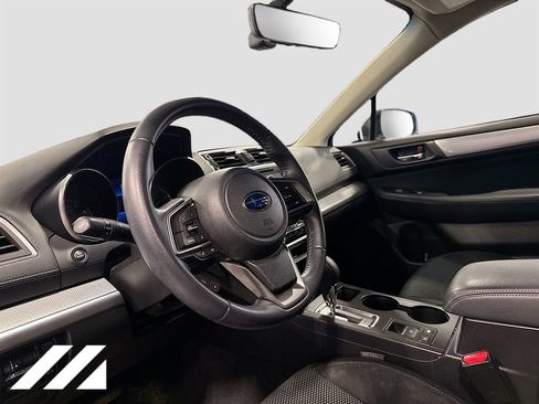 Used 2019 Subaru Outback 2.5i Premium w/ Protection Package #1 AWD/4WD image 9