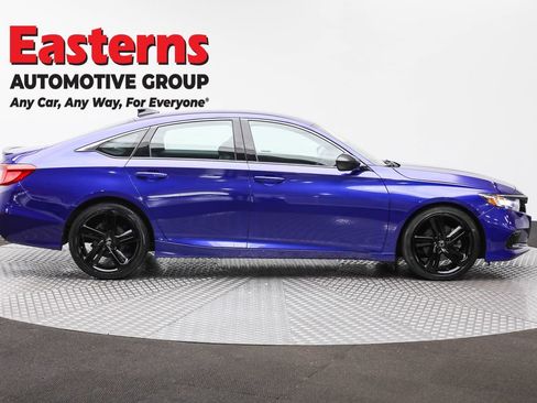 Used 2022 Honda Accord Sport image 4