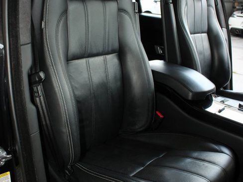 Used 2016 Land Rover Range Rover Autobiography image 10