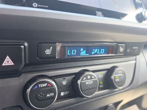 Used 2023 Toyota Tacoma TRD Pro AWD/4WD image 34