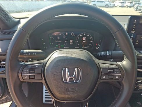 Used 2025 Honda Accord Sport image 18