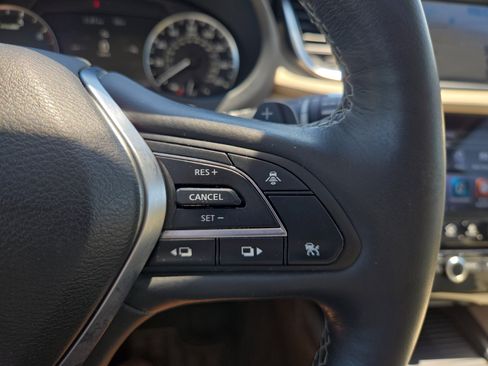 Used 2020 INFINITI QX50 Sensory w/ Climate Package FWD image 13