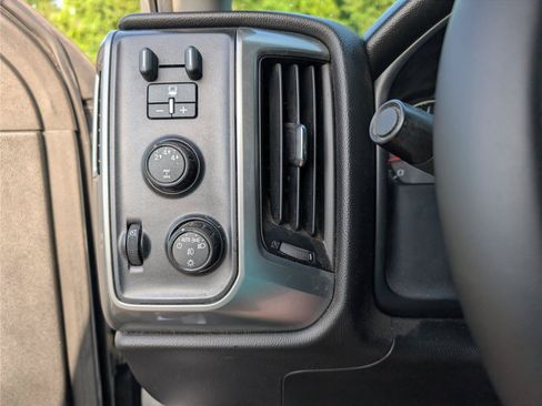 Used 2015 Chevrolet Silverado 2500 LT AWD/4WD image 28