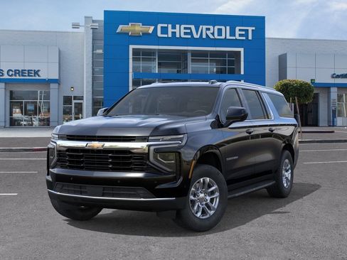 New 2026 Chevrolet Suburban LS RWD image 7