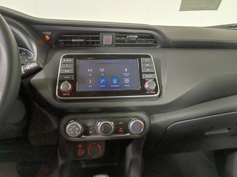 New 2025 Nissan Kicks Play S image 22