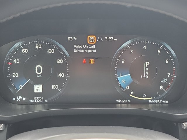Used 2018 Volvo XC60 T6 R-Design w/ Convenience Package AWD/4WD image 19