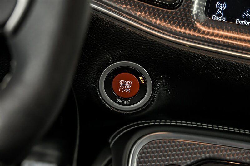 Used 2016 Dodge Challenger SRT Hellcat RWD image 23