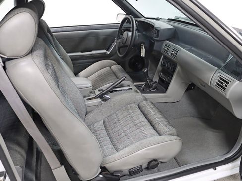 Used 1989 Ford Mustang LX RWD image 22