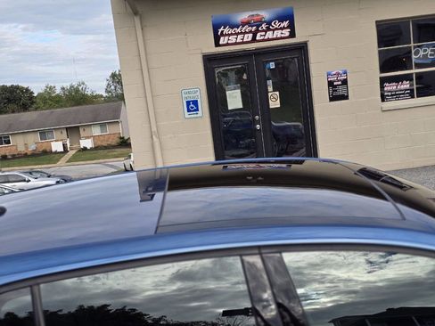 Used 2017 Volkswagen Golf SEL image 10