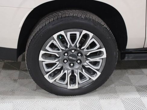 Used 2023 GMC Yukon XL Denali Ultimate w/ LPO, Floor Liner Package image 43