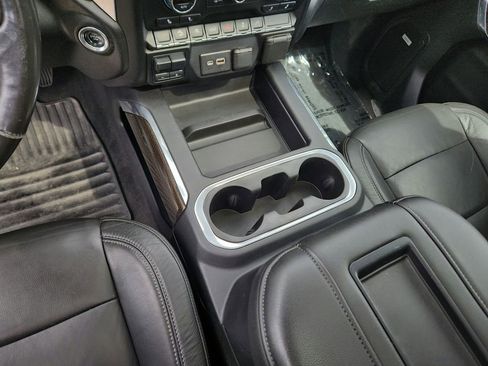 Used 2020 Chevrolet Silverado 1500 RST w/ True North Edition AWD/4WD image 48