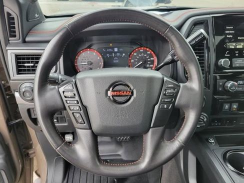 Used 2021 Nissan Titan PRO-4X AWD/4WD image 23