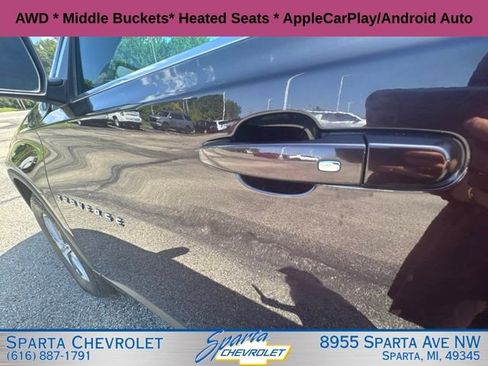 Used 2023 Chevrolet Traverse LT AWD/4WD image 11