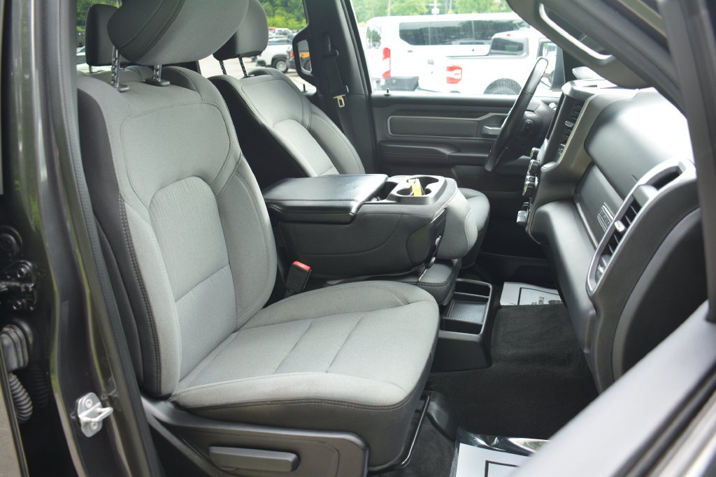 Used 2022 RAM 1500 Big Horn AWD/4WD image 18