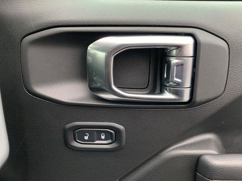 New 2026 Jeep Wrangler Unlimited Rubicon image 35