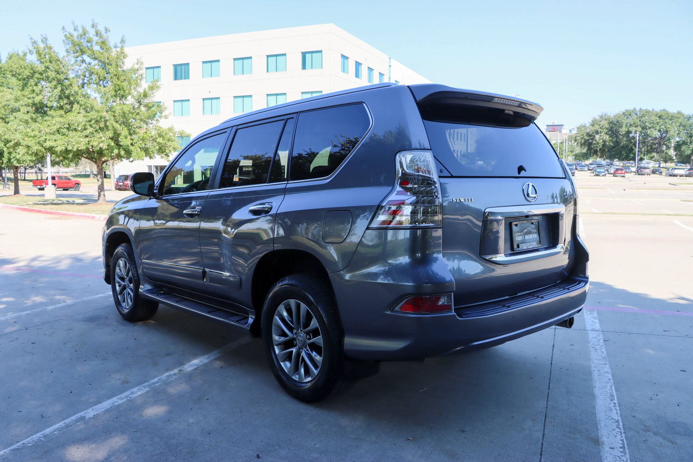 Used 2015 Lexus GX 460 Luxury AWD/4WD image 5