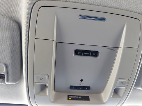 Used 2014 GMC Sierra 1500 SLE w/ SLE Value Package image 30