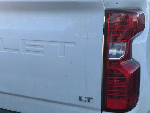 Used 2020 Chevrolet Silverado 2500 LT w/ Z71 Off-Road Package image 4