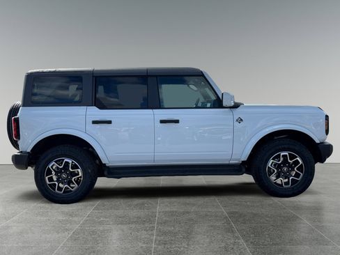 New 2026 Ford Bronco Outer Banks image 6