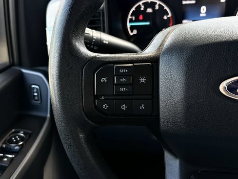 Used 2023 Ford F350 XLT w/ 360-Degree Camera Package AWD/4WD image 14