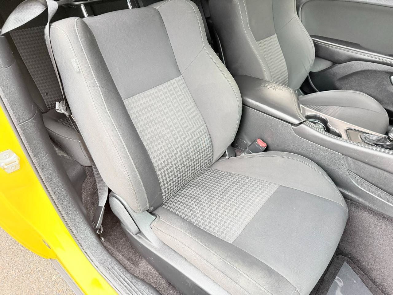 Used 2019 Dodge Challenger R/T RWD image 40