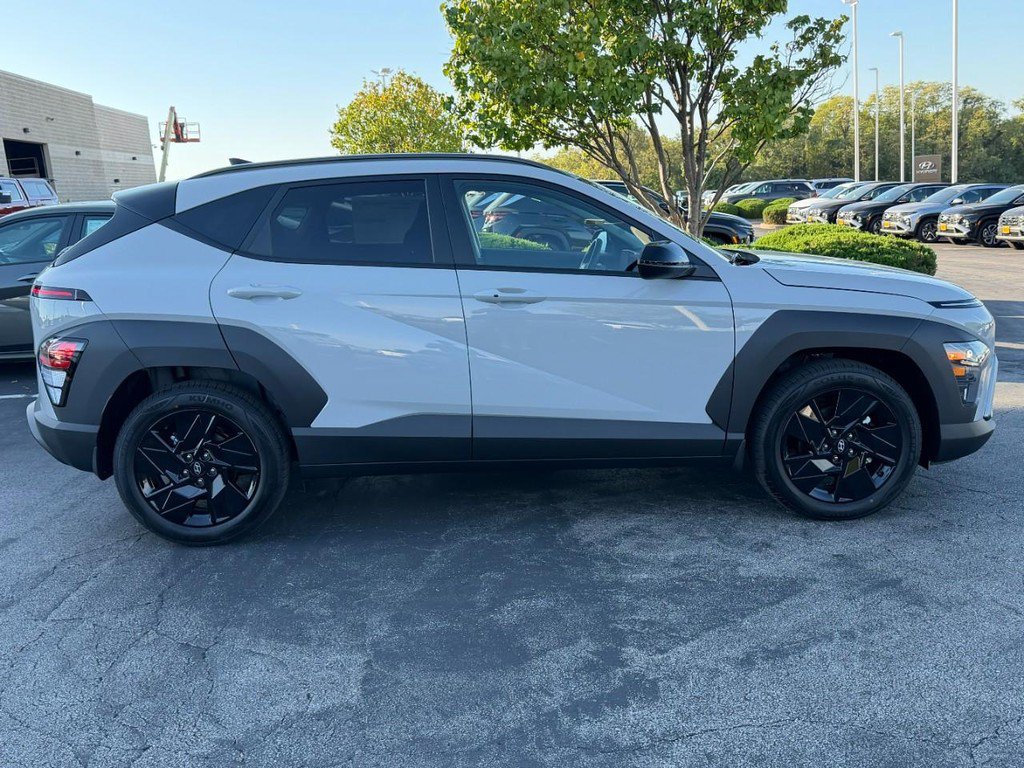 New 2027 Hyundai Kona SEL Sport FWD image 2