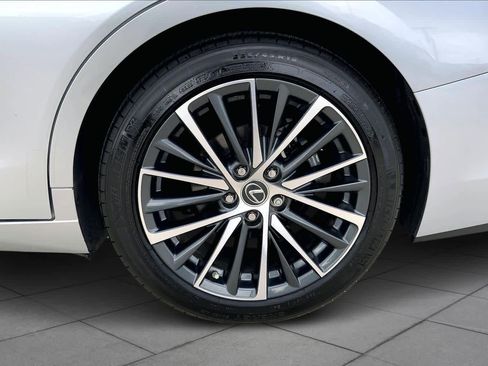 Used 2023 Lexus ES 350 w/ Protection Package (P2) image 11