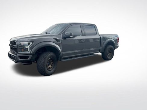 Used 2018 Ford F150 Raptor w/ Equipment Group 802A Luxury AWD/4WD image 2